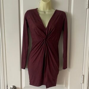 Elegant Burgundy Long Sleeve Dress